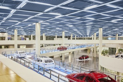 華晨寶馬鐵西工廠 當工業(yè)與藝術碰撞，創(chuàng)新詮釋工業(yè)之美