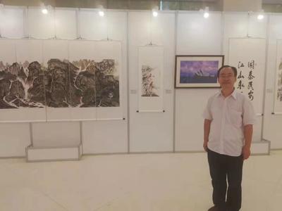 國策智庫專家李德偉參觀上海政協 觀摩領導作品，共話文化藝術交流