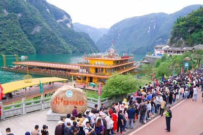 火！“十一”黃金周，807萬游客在宜昌過節！